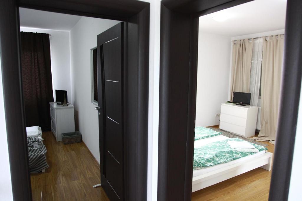 Casa File De Poveste Targu Jiu Bagian luar foto